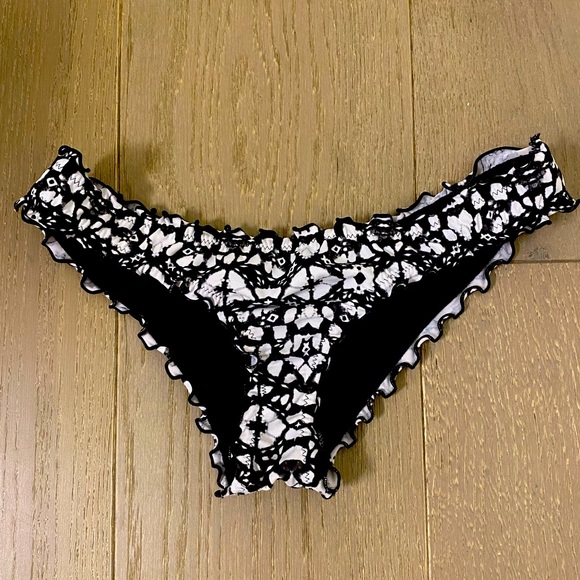 Shade & Shore Other - Shade & Shore XS Bikini Bottom